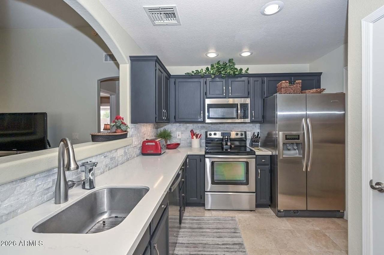 20341 N 105th Ave - Photo 3 of 46