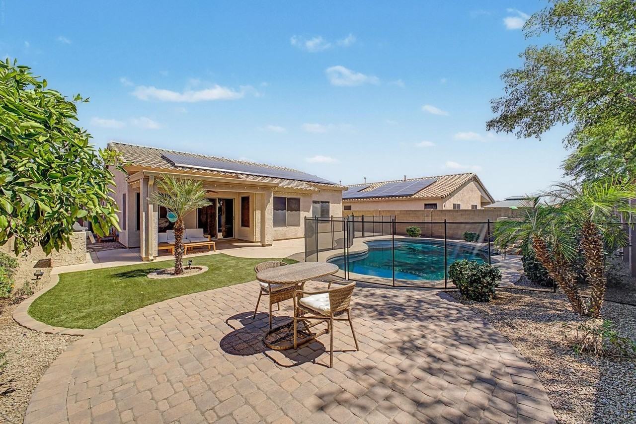 15923 W Marconi Ave - Photo 5 of 31