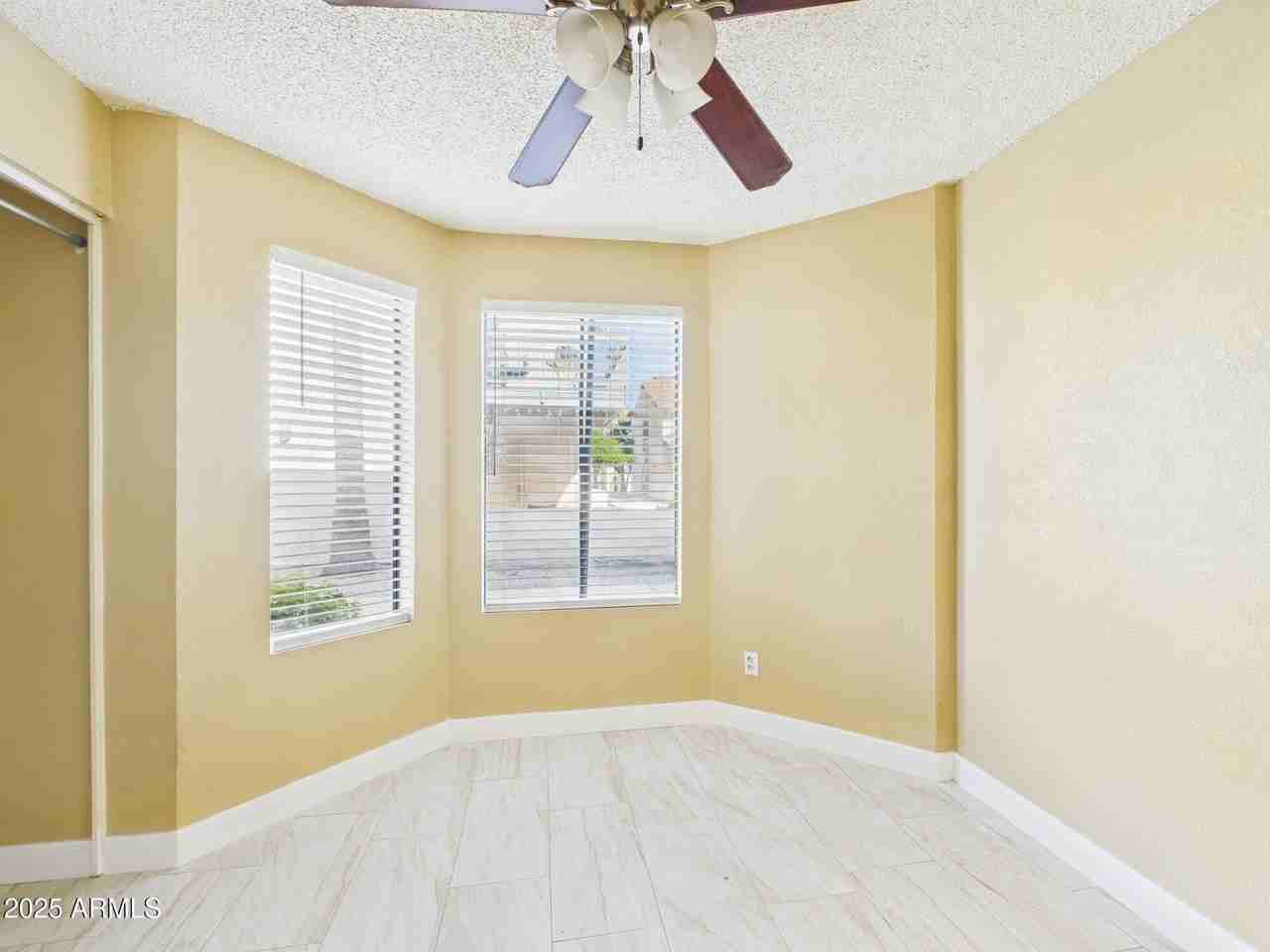 5236 W Peoria Ave #140 - Photo 7 of 10
