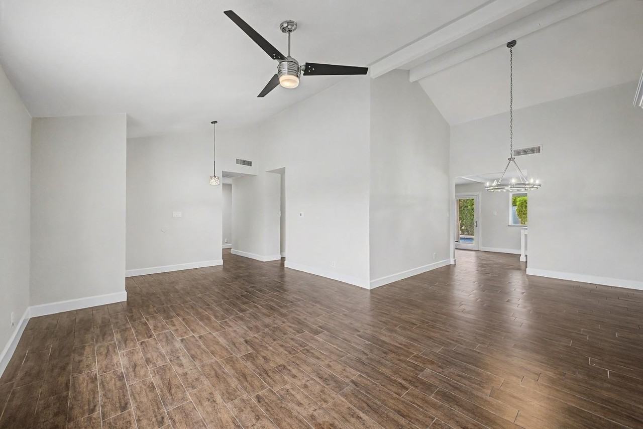 8881 E Gray Rd - Photo 7 of 38