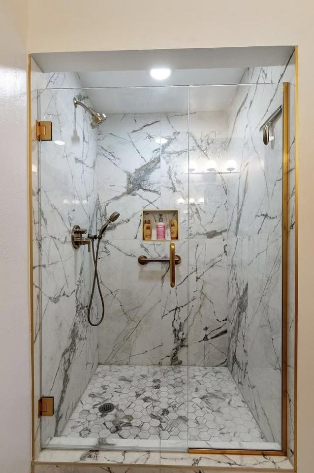 4917 N 73rd St #15 - Photo 4 of 16