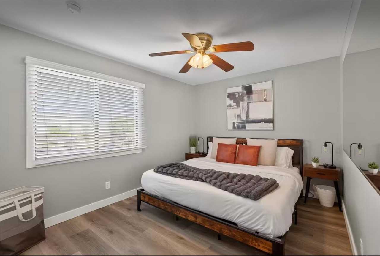 7845 E Valley Vista Dr - Photo 2 of 11