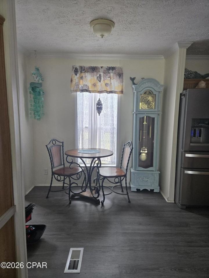 2115 Bent Oak Ct - Photo 7 of 21