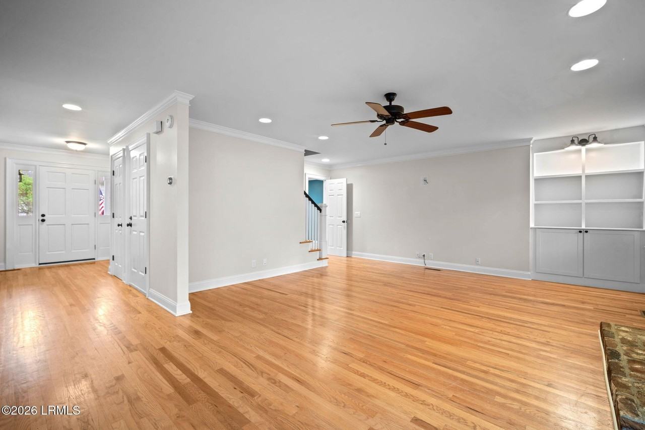 344 Cottage Farm Dr - Photo 5 of 46