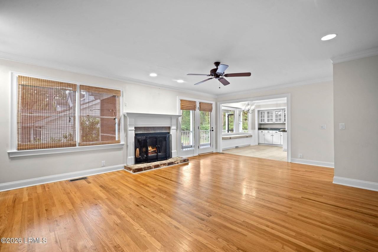 344 Cottage Farm Dr - Photo 6 of 46