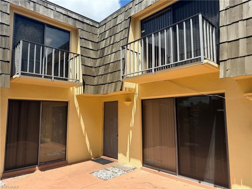 1531 Park Meadows Dr Apt 4 - Photo 3 of 16