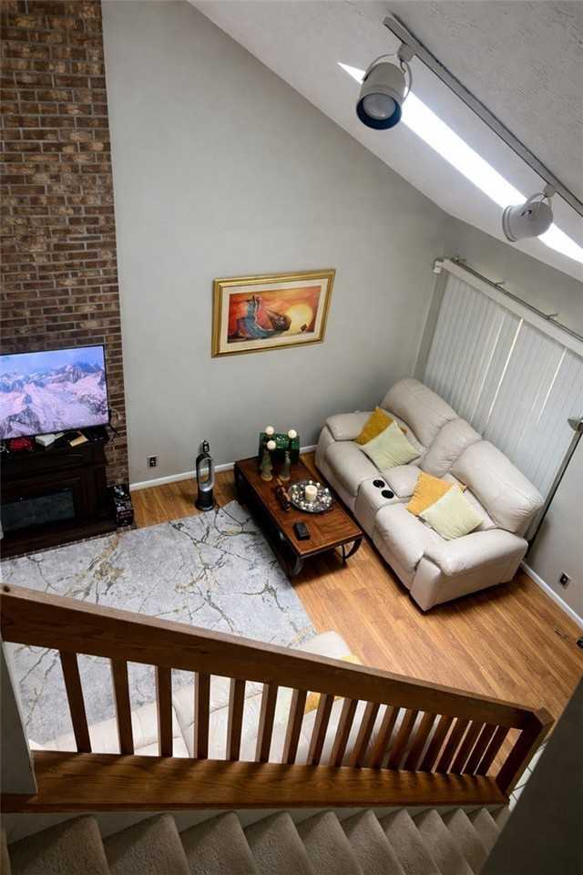 205 Lac Kine Dr - Photo 2 of 11