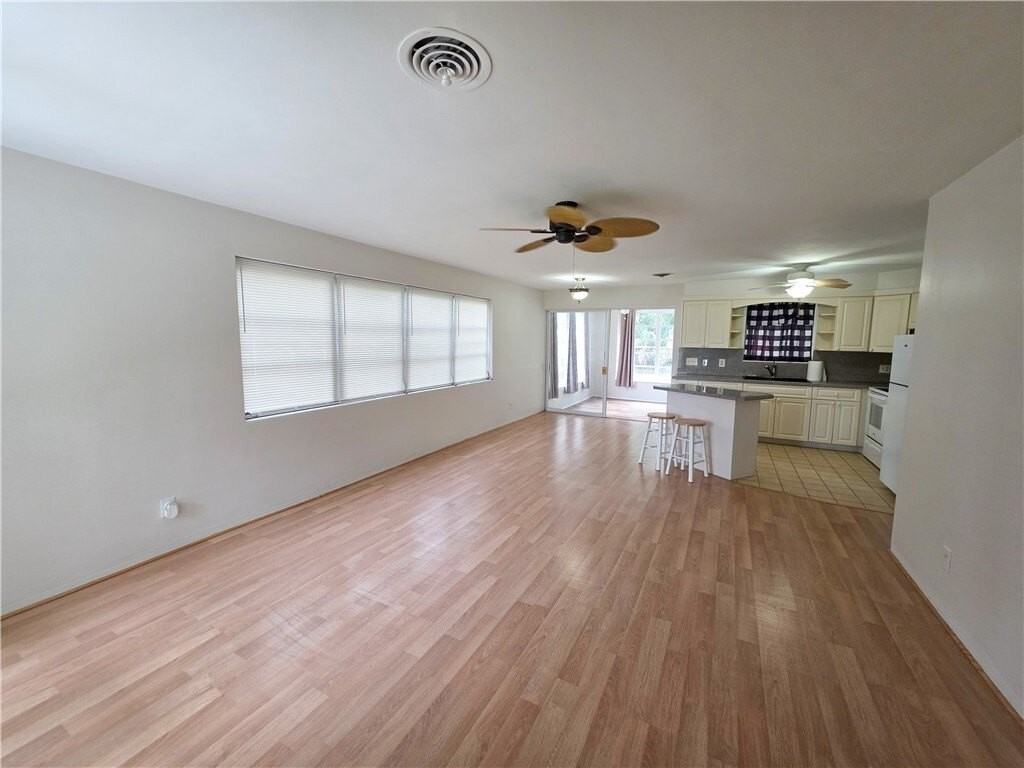 1715 41st Ave - Photo 2 of 19