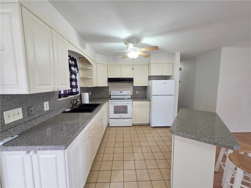 1715 41st Ave - Photo 4 of 19