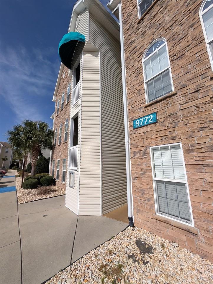 9772 Leyland Dr