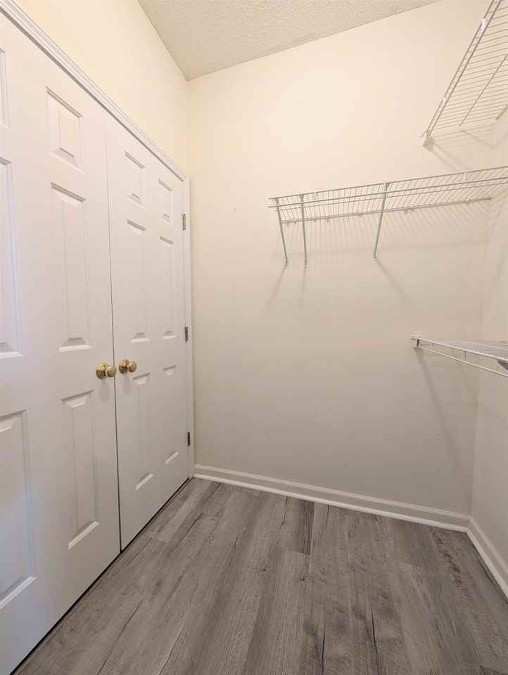 9772 Leyland Dr - Photo 5 of 30