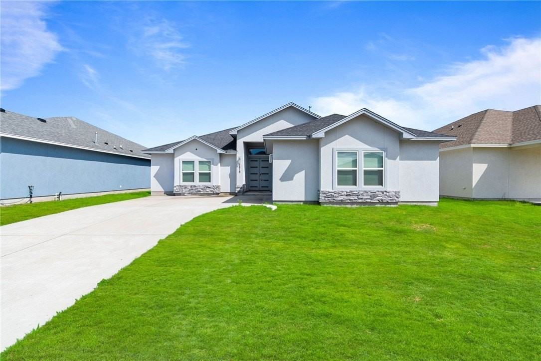 3818 Morteza Dr - Photo 2 of 20