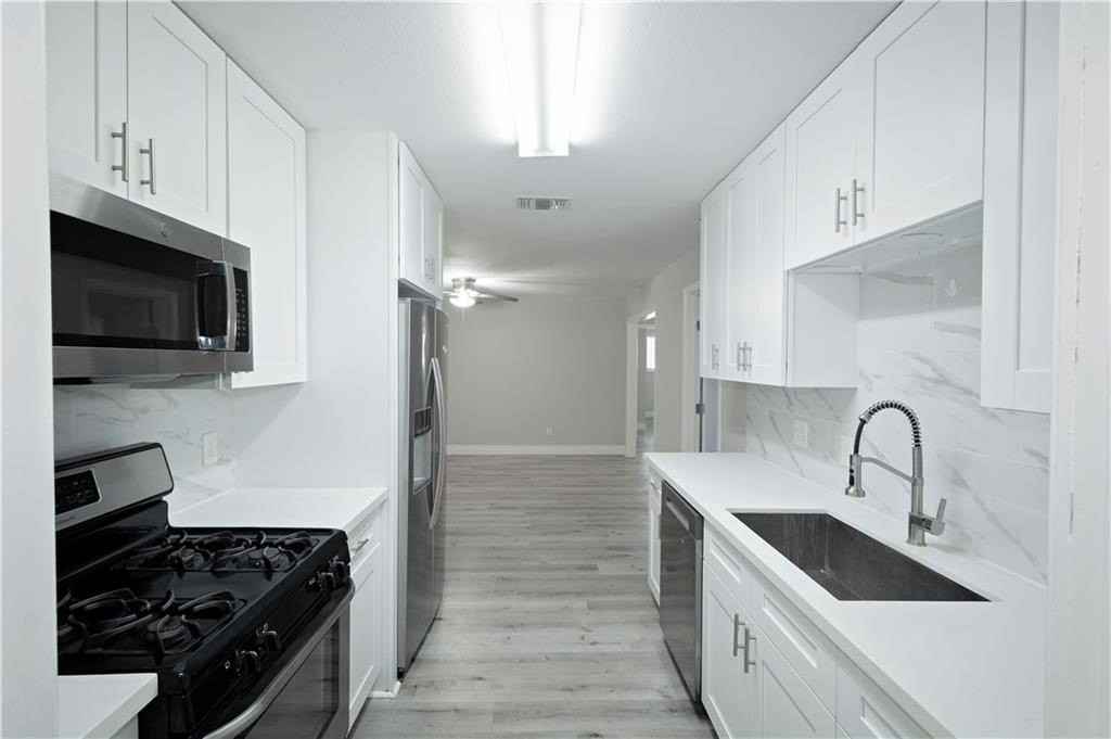 4901 Dubose St - Photo 2 of 17