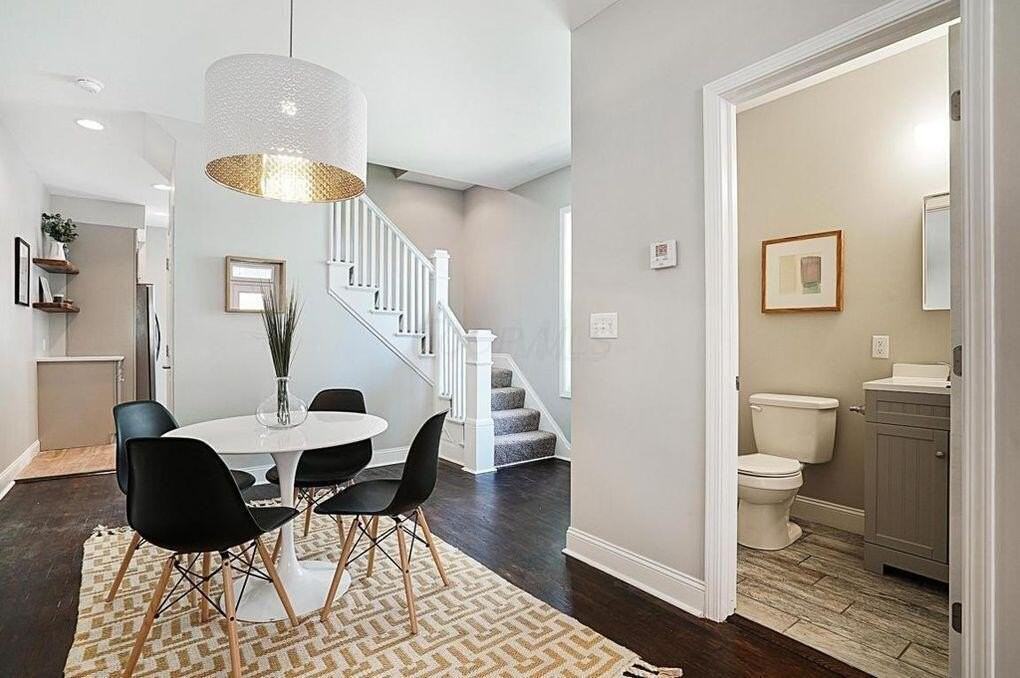 597 Lilley Ave - Photo 4 of 10