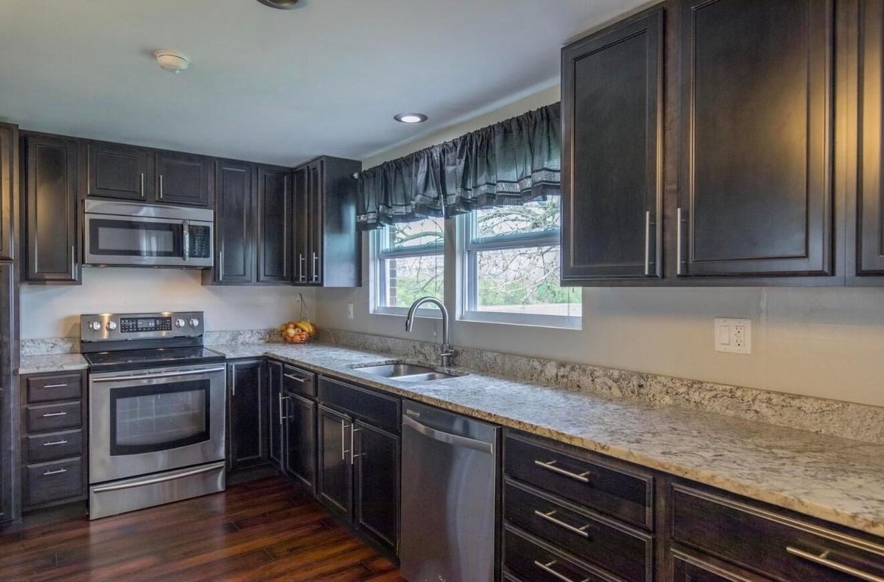 5726 Countrie View Ct - Photo 5 of 29