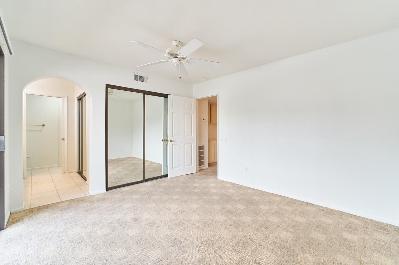 616 Violeta Dr - Photo 6 of 34