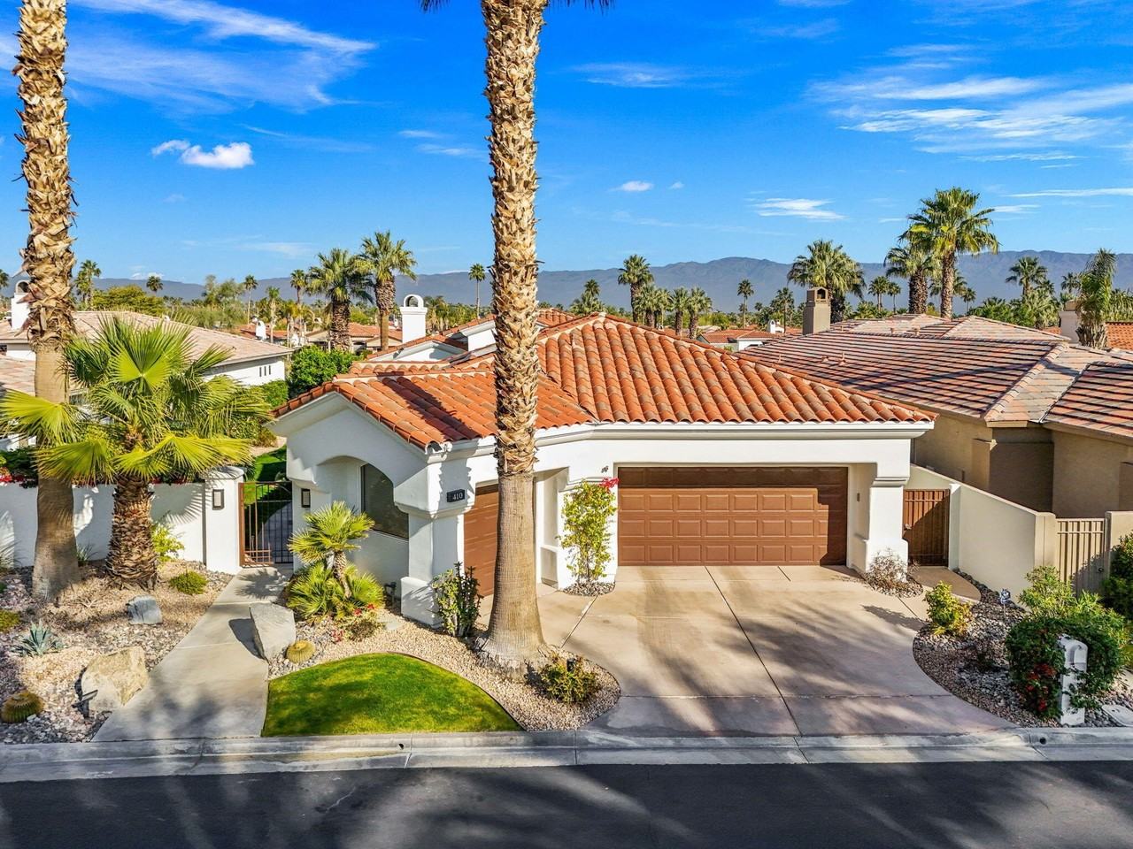 410 Gold Canyon Dr - Photo 6 of 50