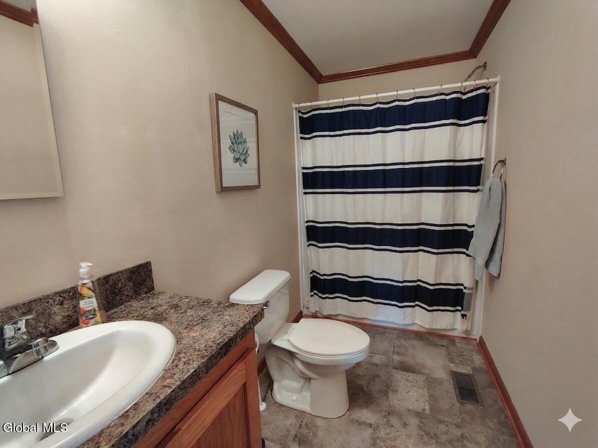 589 1st Ave - Photo 7 of 16