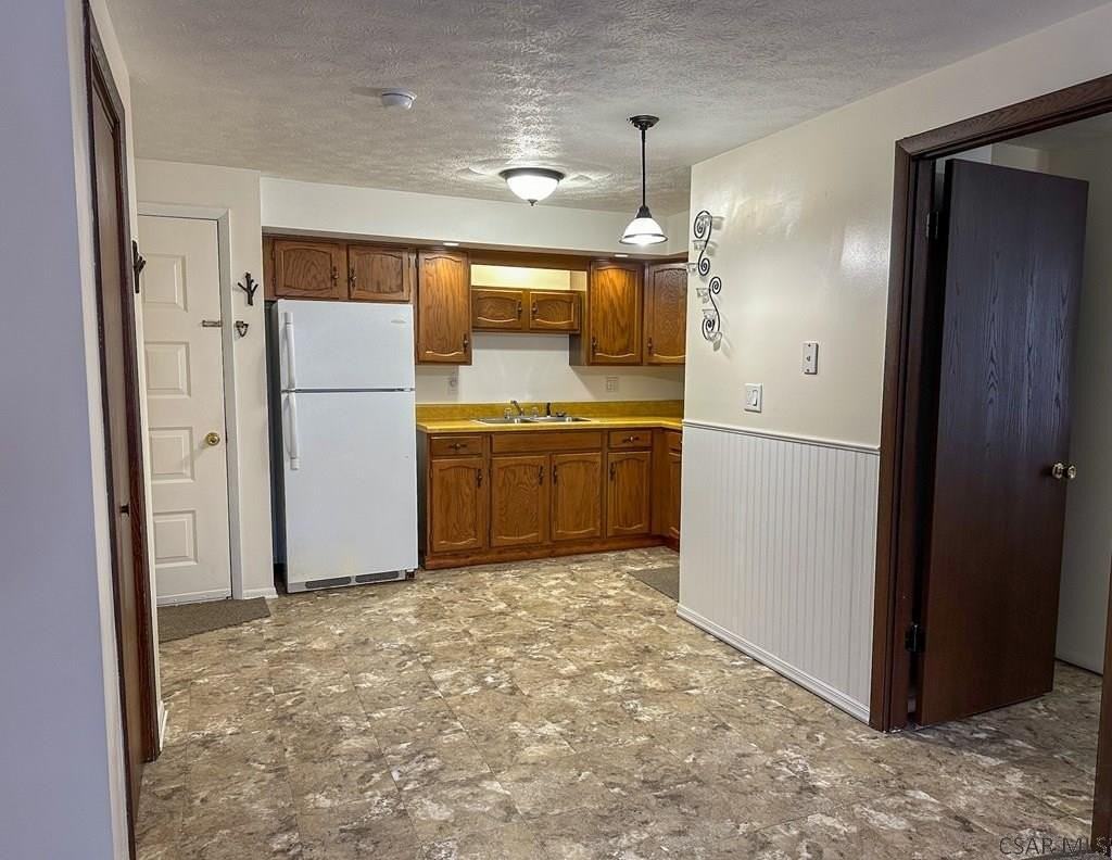 2008 Forest Hills Dr - Photo 6 of 11