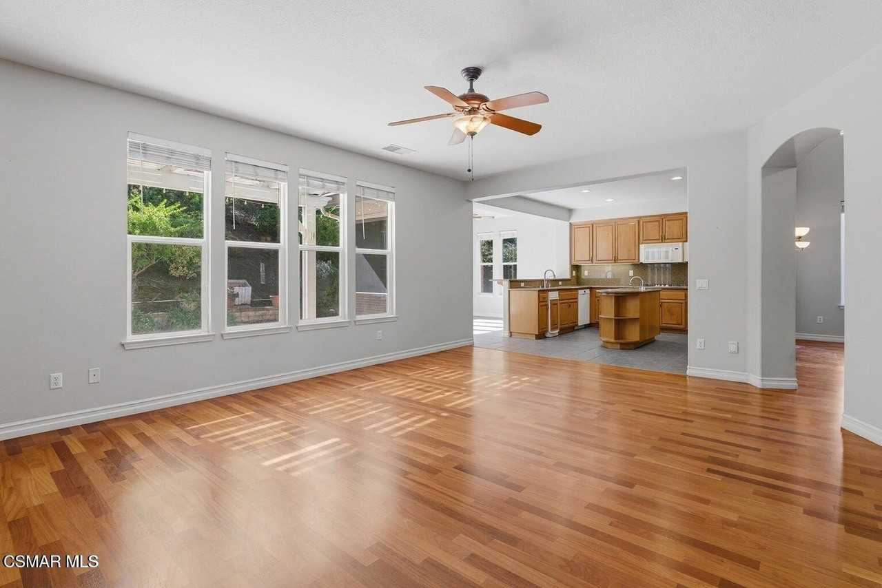 1775 Red Robin Pl - Photo 4 of 7