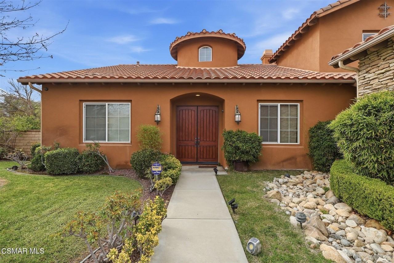 9651 Sagebrush Ave - Photo 6 of 50