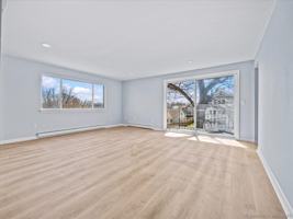 featured image of 98 Carlton St Apt 101