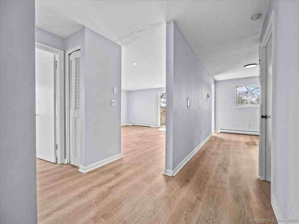 98 Carlton St Apt 101 - Photo 2 of 16