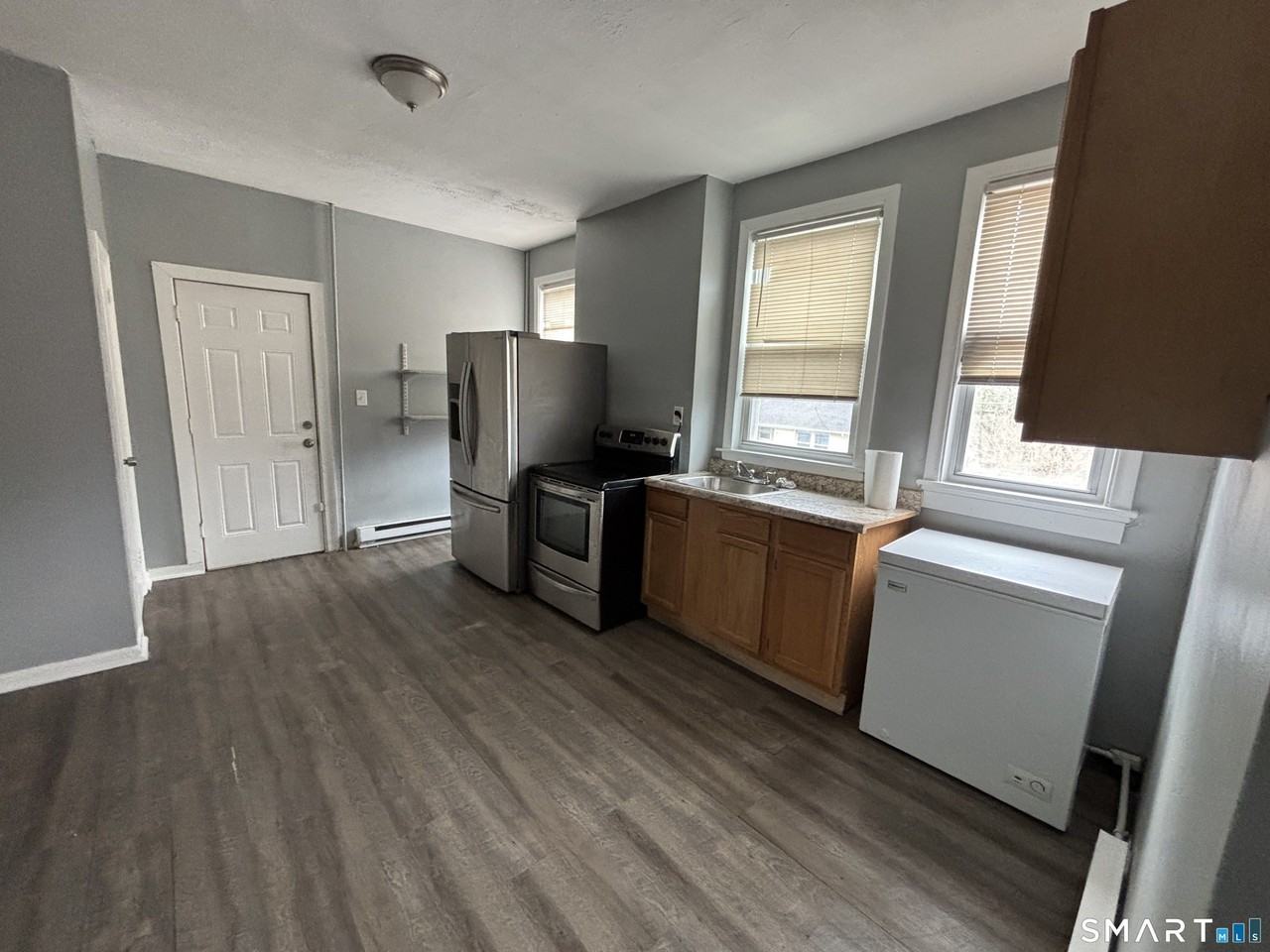 2370 Main St - Photo 7 of 7