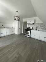 featured image of 69 W Liberty St Unit 3