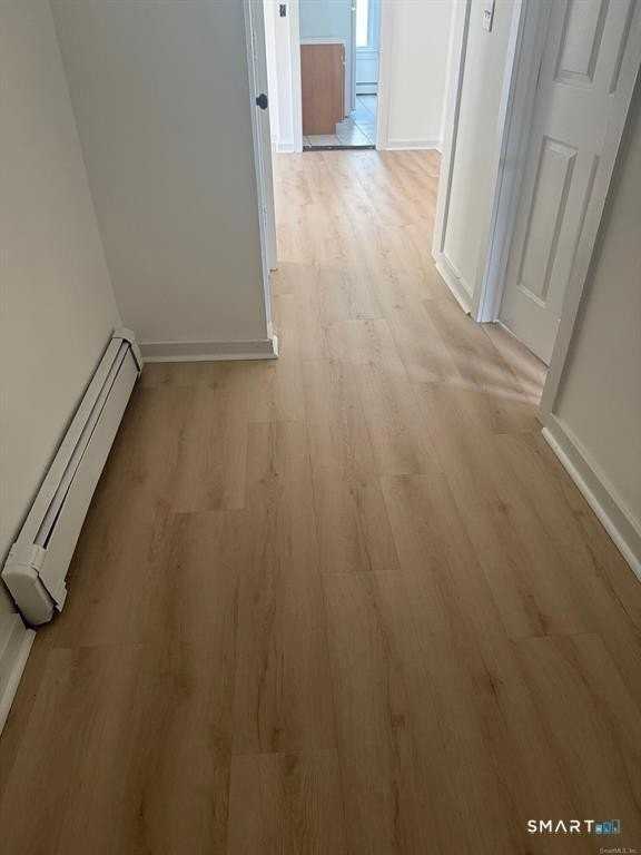 142 Cowles St - Photo 4 of 16