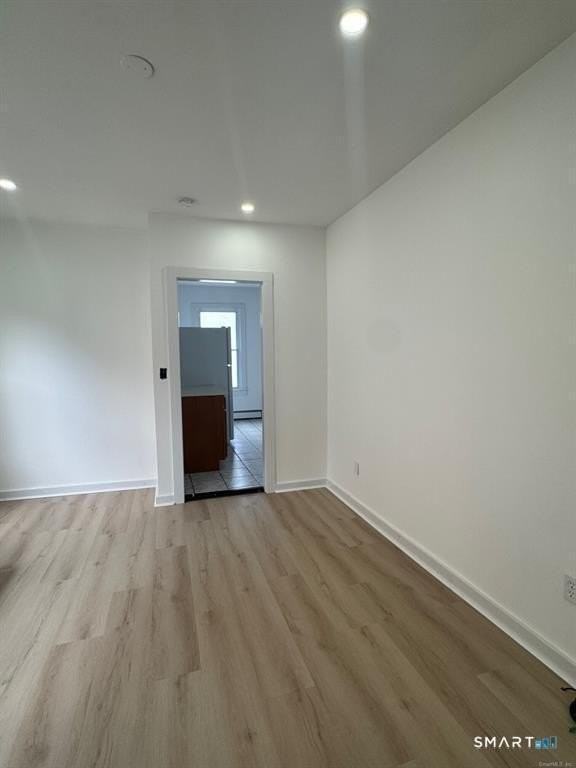 142 Cowles St - Photo 7 of 16