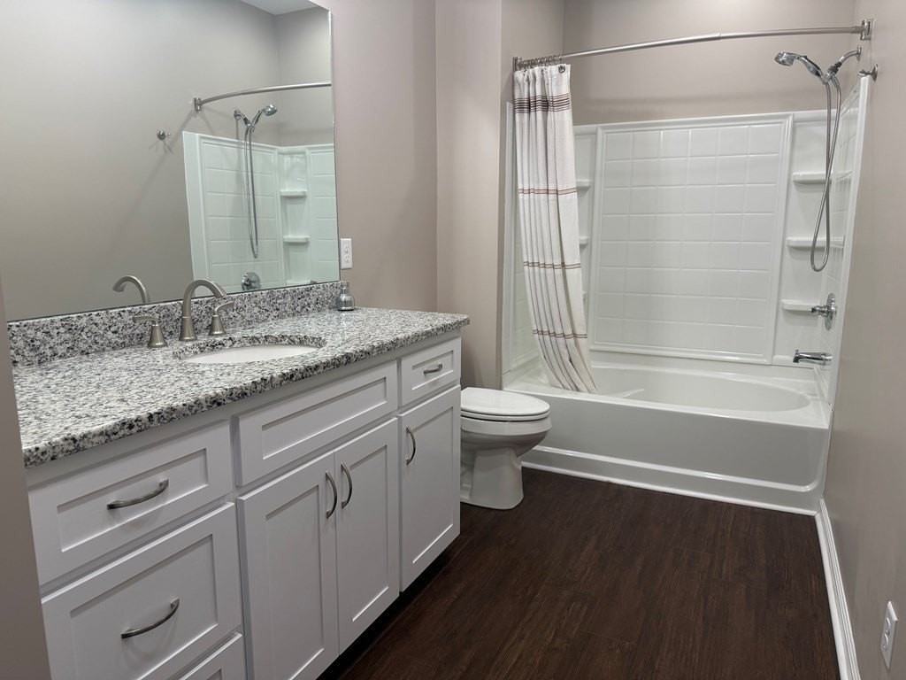 137 Heyward Dr - Photo 6 of 9