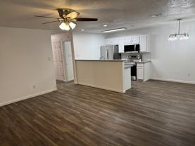 111 Magnolia St #B - Photo 1 of 1