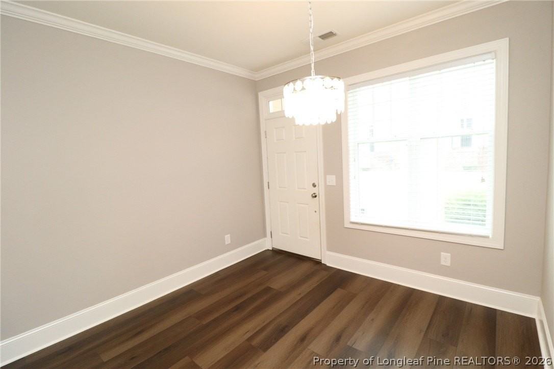 2824 Plumfield Pl - Photo 5 of 33