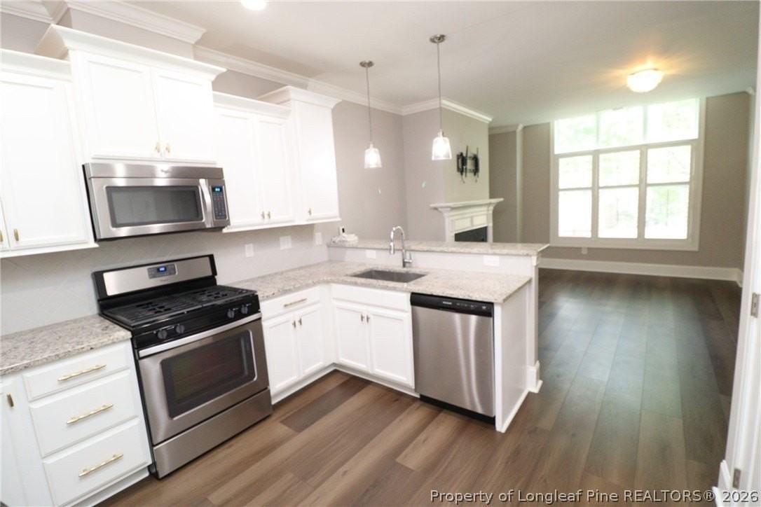 2824 Plumfield Pl - Photo 6 of 33