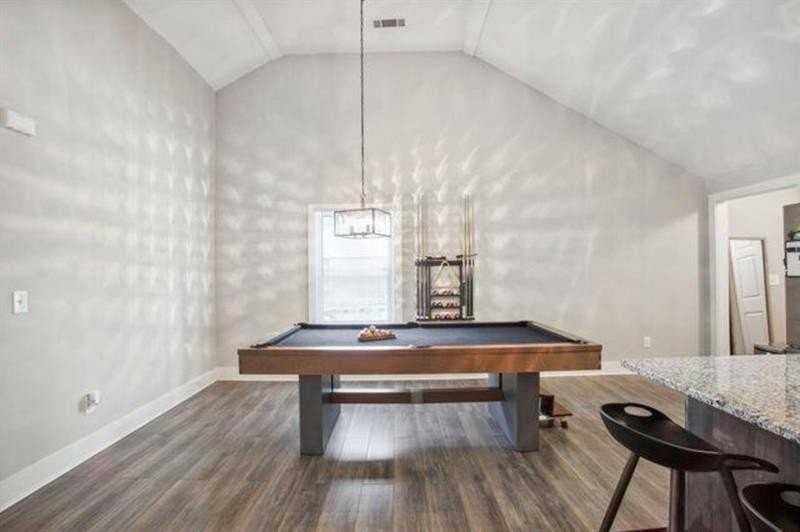 1384 Lanvale Dr Sw - Photo 4 of 14