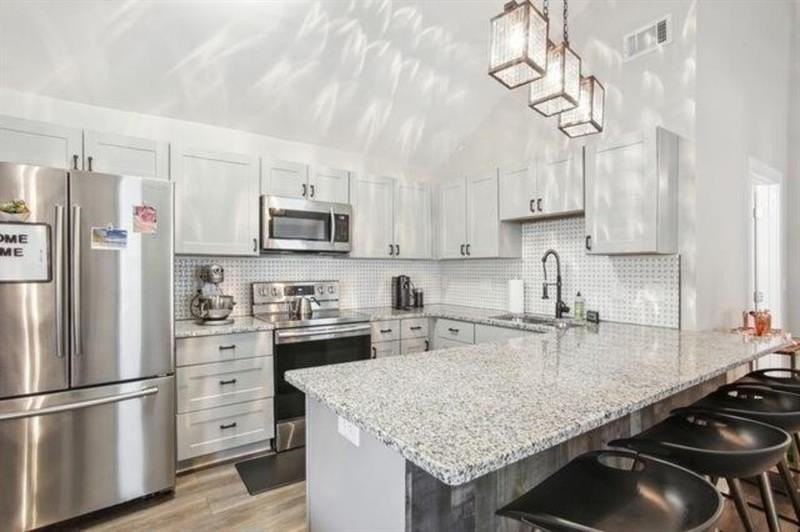 1384 Lanvale Dr Sw - Photo 6 of 14