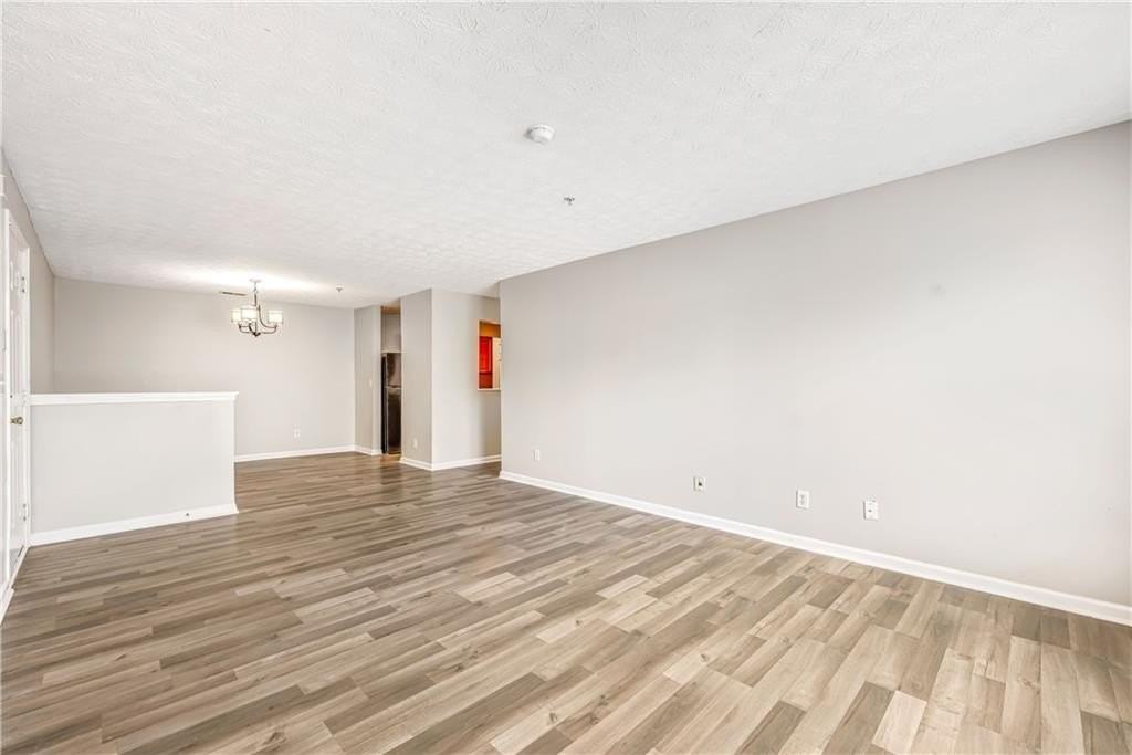 13202 Fairington Ridge Cir - Photo 3 of 23