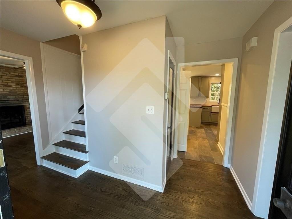 9935 La View Cir - Photo 3 of 48