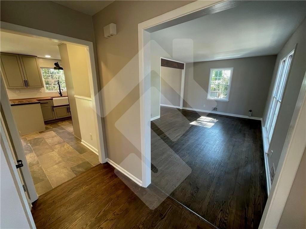 9935 La View Cir - Photo 7 of 48