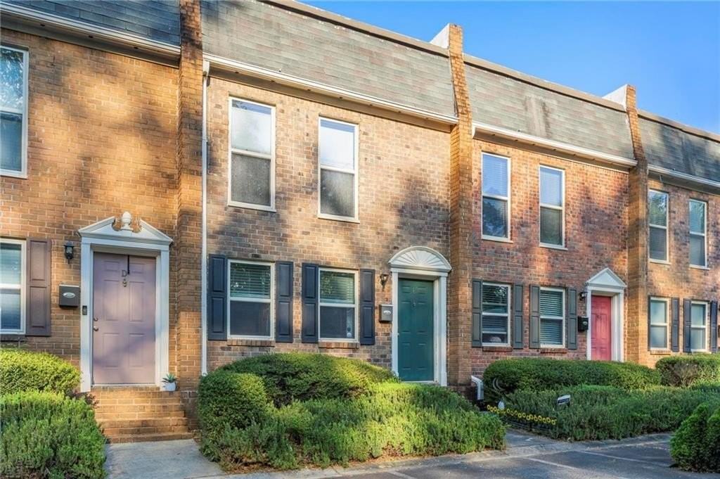 245 Winding River Dr Unit E - Photo 2 of 20