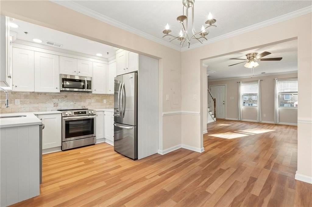 245 Winding River Dr Unit E - Photo 7 of 20