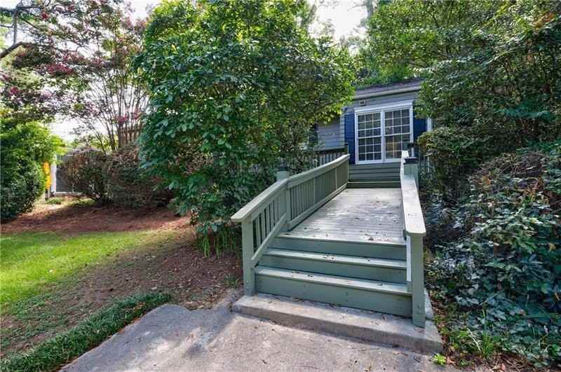 2311 Pembrook Pl Ne - Photo 2 of 50