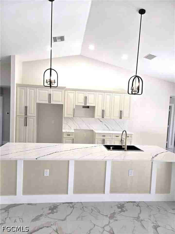 1918 Sw 29th Ter - Photo 6 of 13