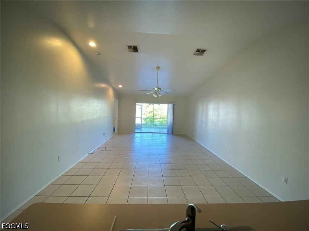 622 Se 13th Pl - Photo 6 of 21