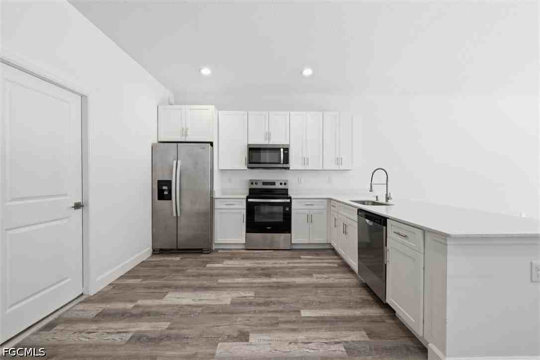 10047 Amicola St - Photo 4 of 18