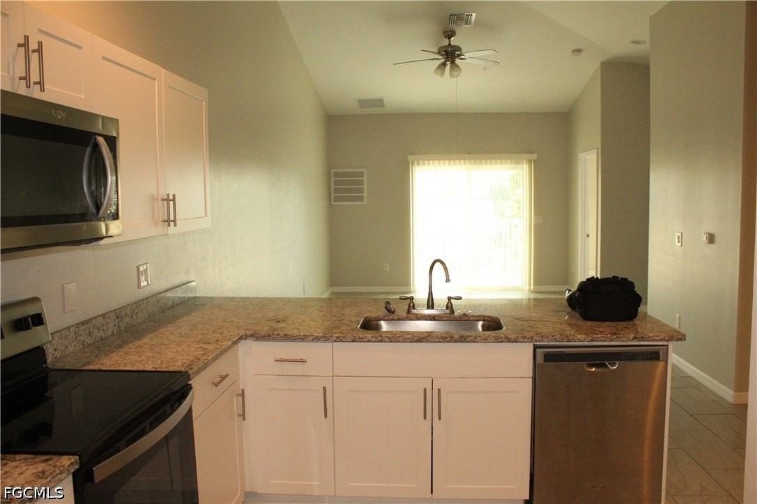 912 Sw 39th Ter #104 - Photo 5 of 12