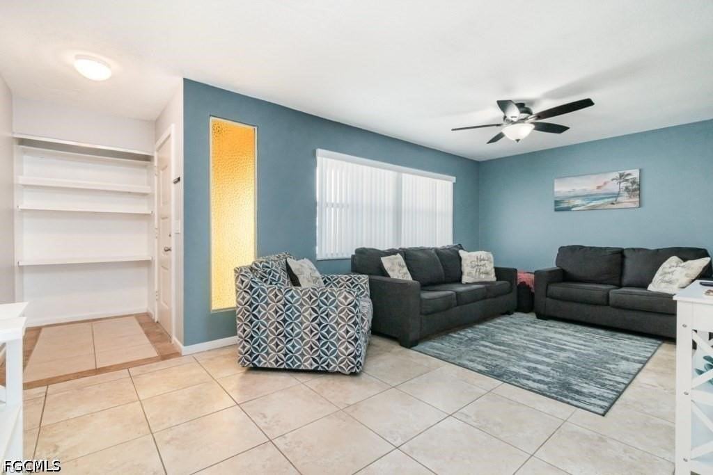 922 Se 25th Ln - Photo 6 of 19