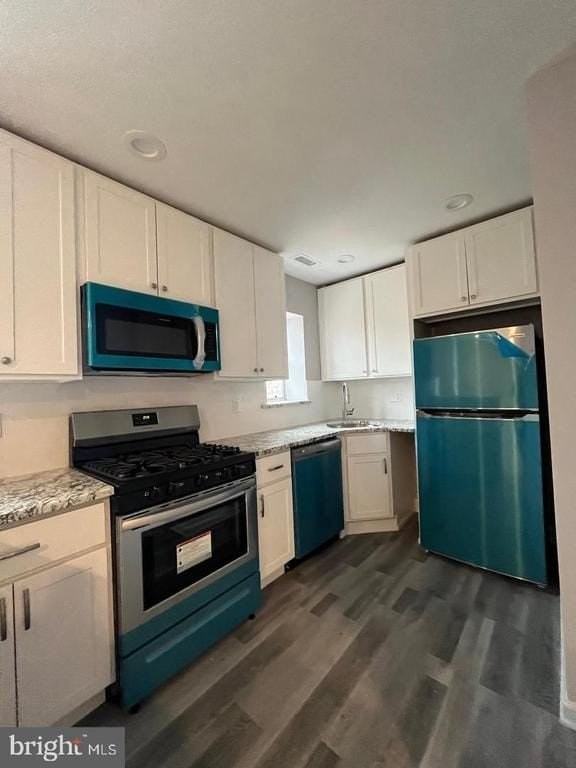 1208 Mifflin St #2 - Photo 4 of 11