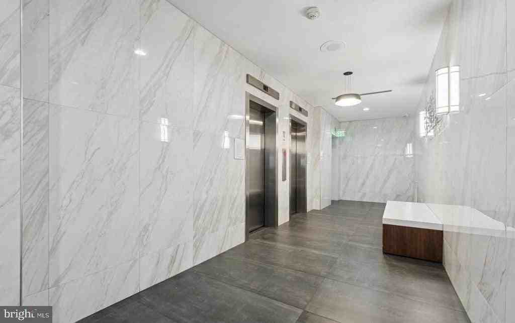 210117 Chestnut St #1205 - Photo 3 of 12